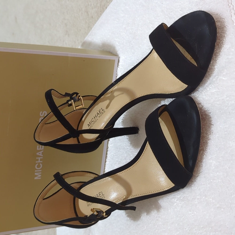 Used Michael Kors Suede Simone Mid Sandal Black 6.5